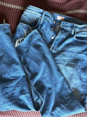 MOTHER The Tomcat Ankle Fray skinny jean